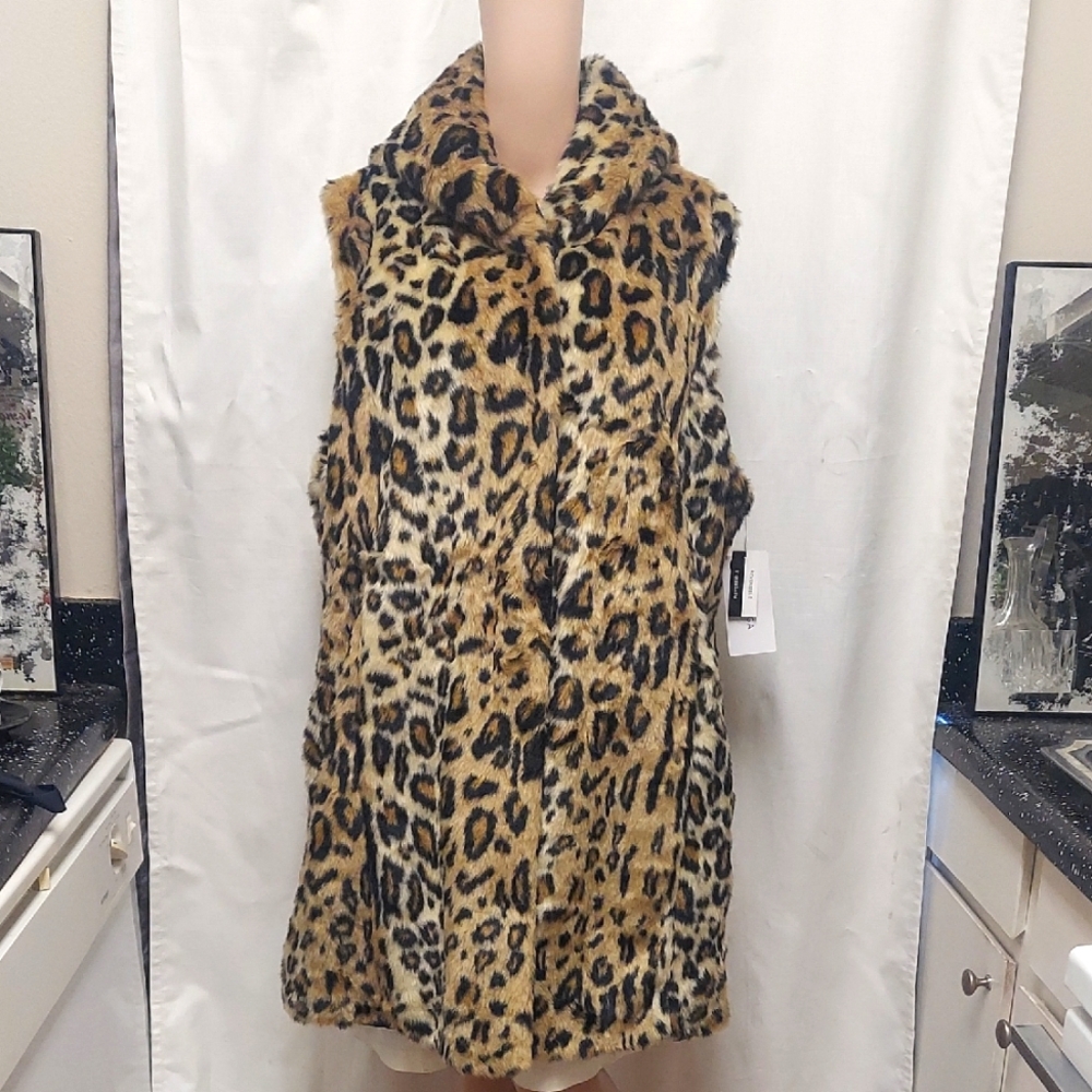 VIA SPIGA NWT Leopard & Black Faux Fur Reversible 2-in1 Vest